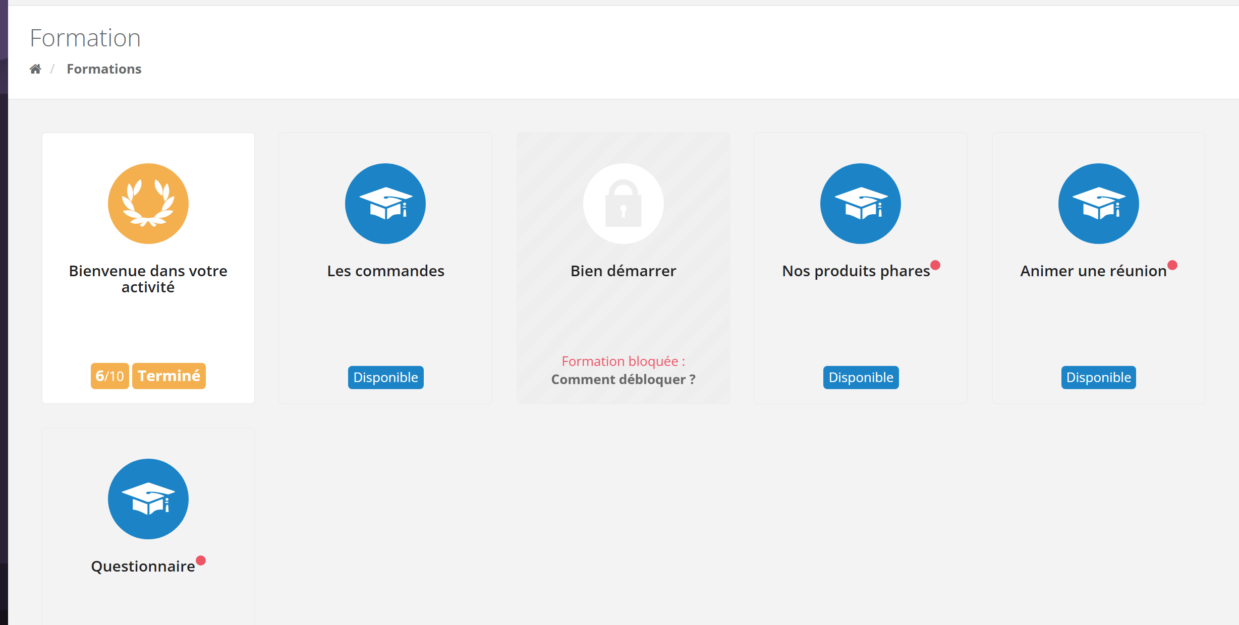Page Formation : tuiles de formations, l'une Terminé avec un score 6/10 sur fond orange, plusieurs Disponible, une grisée avec un cadenas, Formation bloquée : Comment débloquer ?
